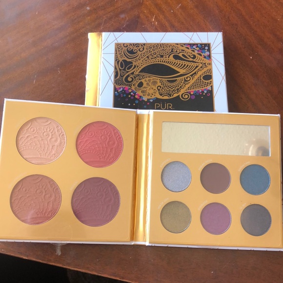 BNIB PUR palette - Picture 1 of 2